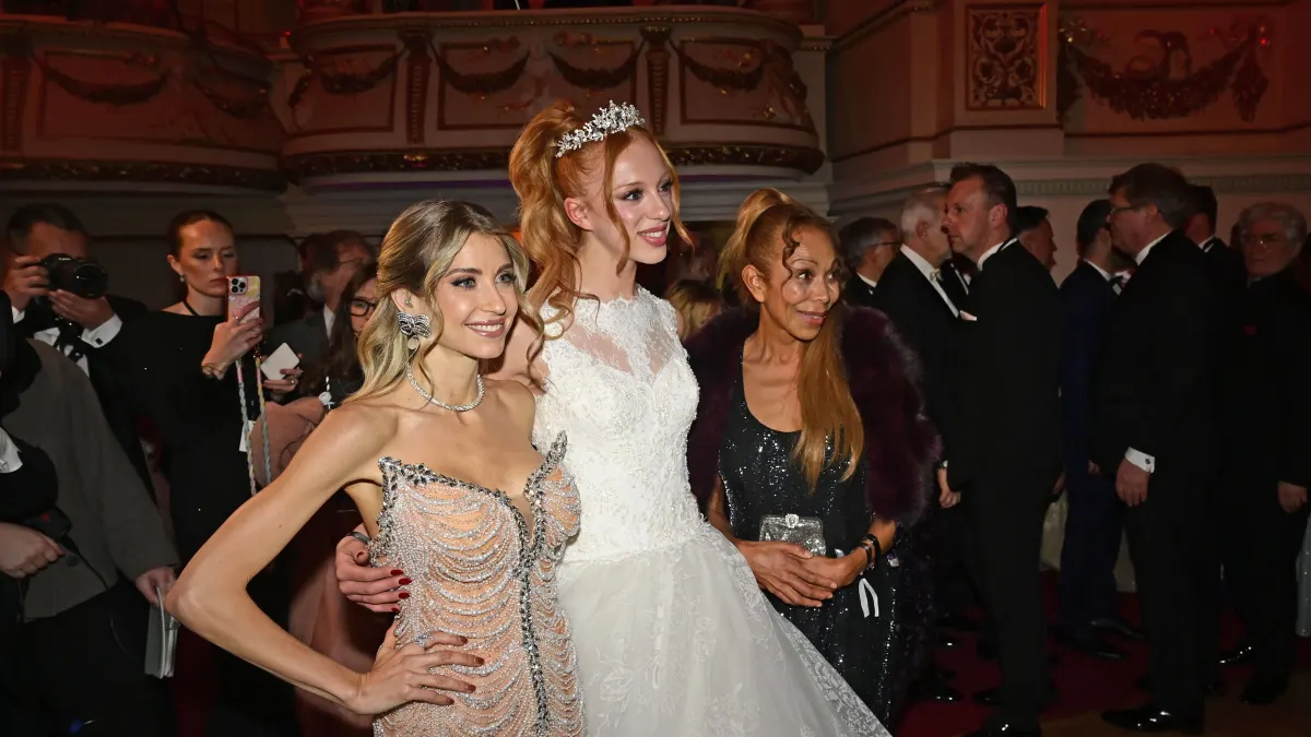 Cathy Hummels und Anna Ermakova semperopernball heiß hot outfit