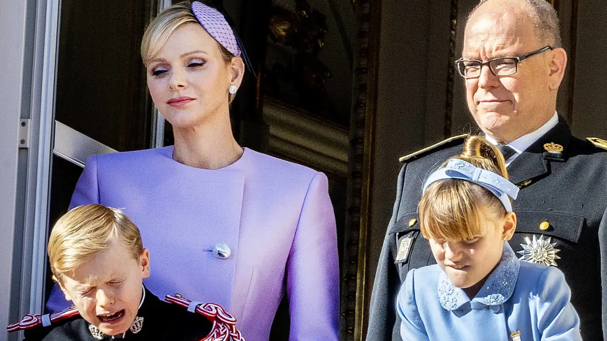 fürstin charlene fürst albert prinz jacques prinzessin gabriella auftritt