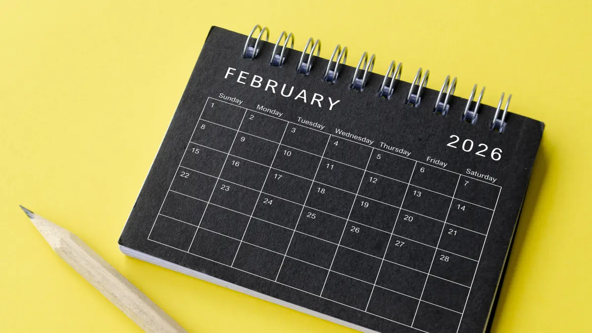 Im Februar 2026 ändern sich Solarvergütung, Zahlungsregeln in Europa und digitale Dienste.