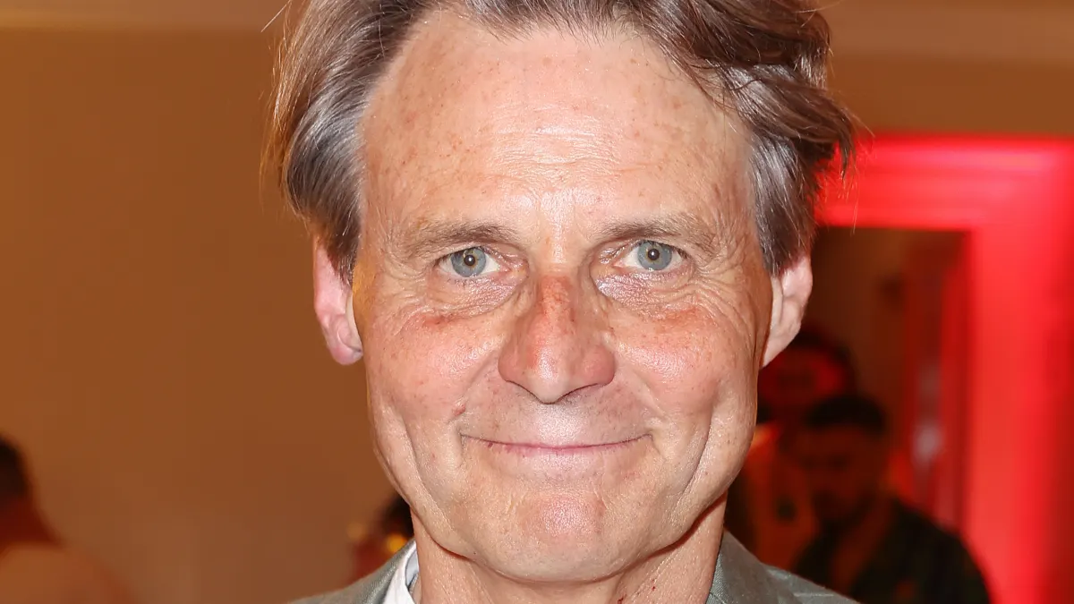 Wolfgang Bahro wird als Model über den Runway laufen