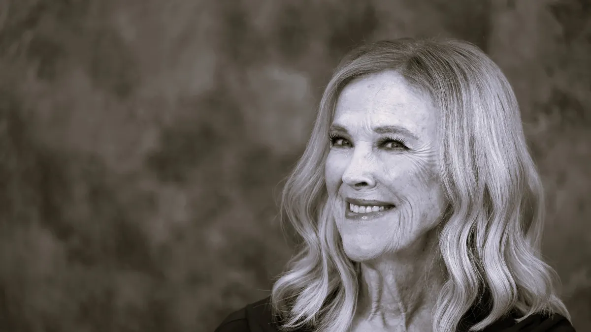 Der Tod der beliebten kanadischen Schauspielerin Catherine O’Hara hat Kollegen und Fans weltweit schockiert.