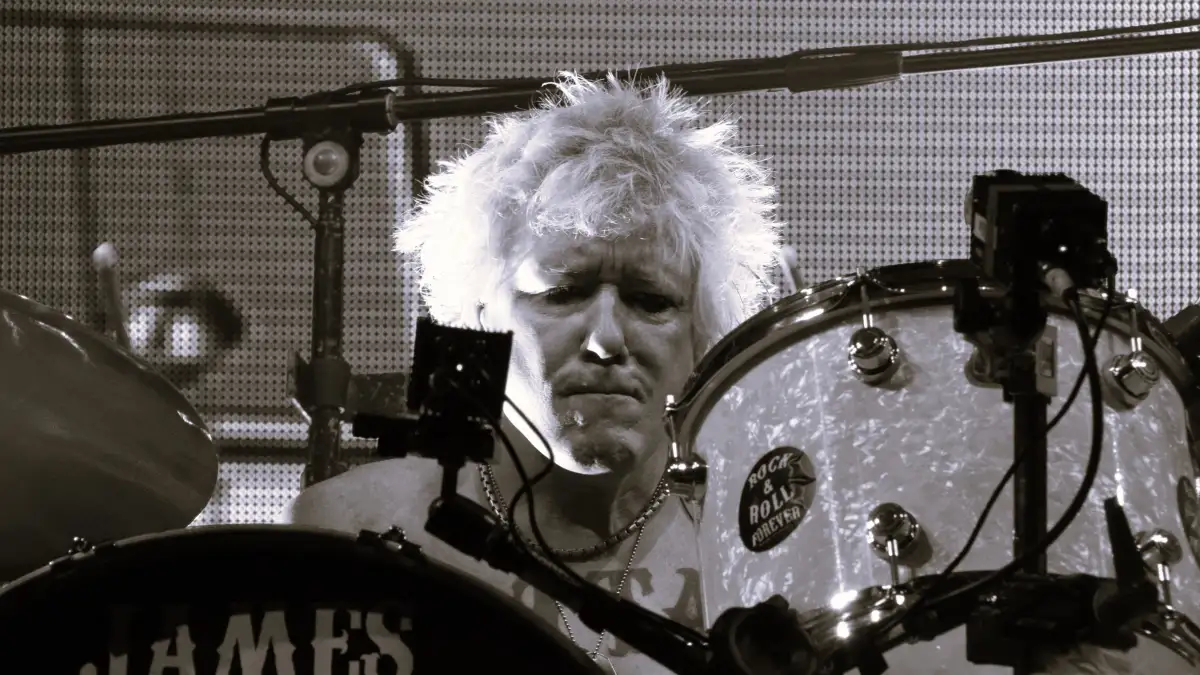 James Kottak