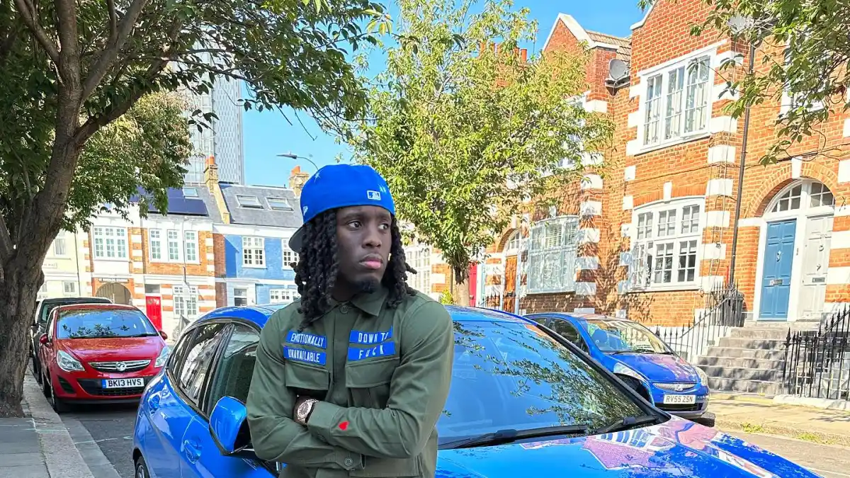 kai cenat streamer swat live