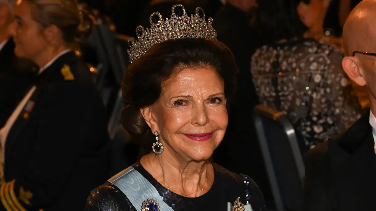 koenigin silvia weihnachtsbaum schmuecken