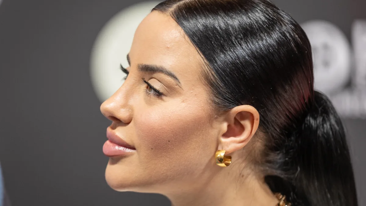 Leyla Heiter spricht über häusliche Gewalt.