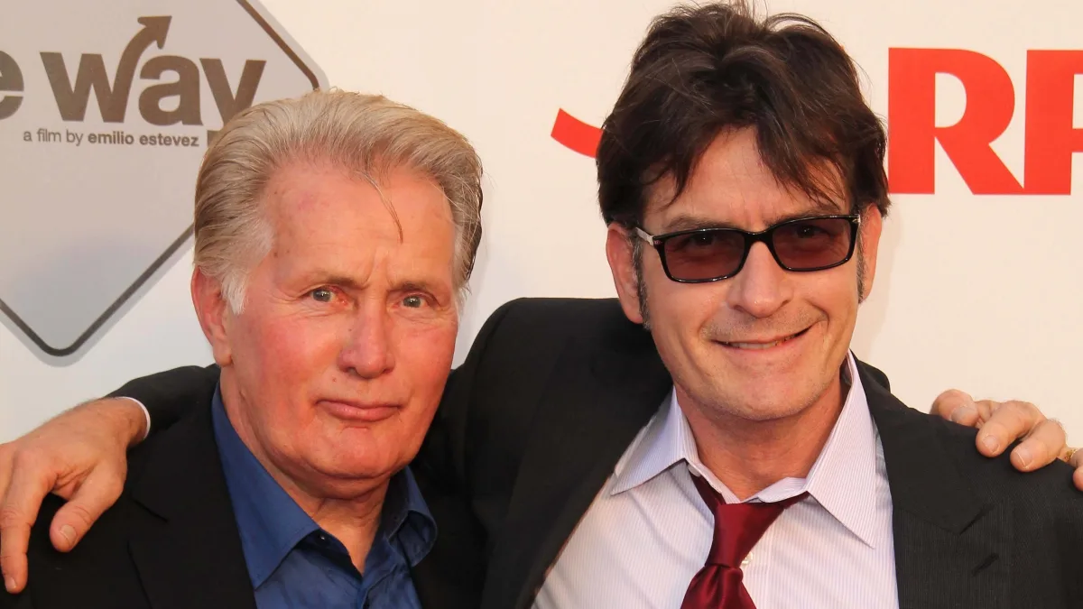 Martin Sheen (l.) und Charlie Sheen