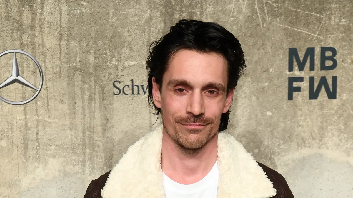 Philipp Christopher ist 2024 in "Black Doves" zu sehen