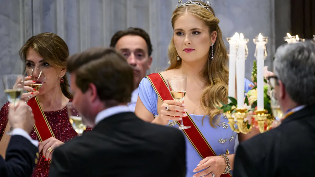 Prinzessin Amalia mit Diadam