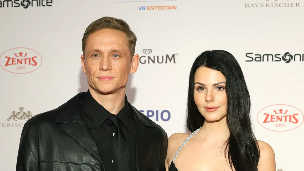 Ruby O. Fee und Matthias Schweighöfer beim deutschen Filmball