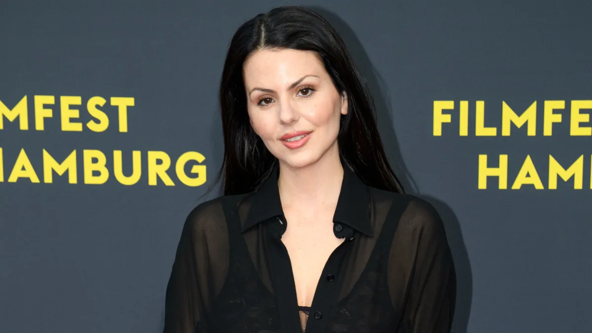 ruby o fee heiß freizügig unterwäsche haut körper look