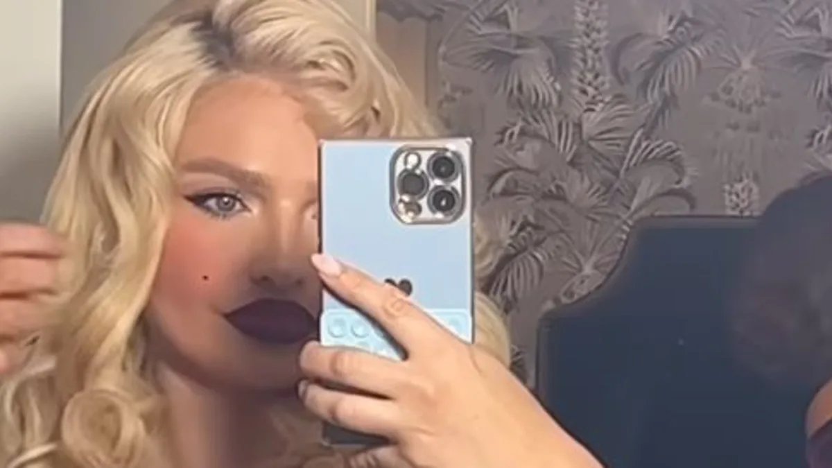 Sarina Nowak heiß sexy hot dessous unterwäsche