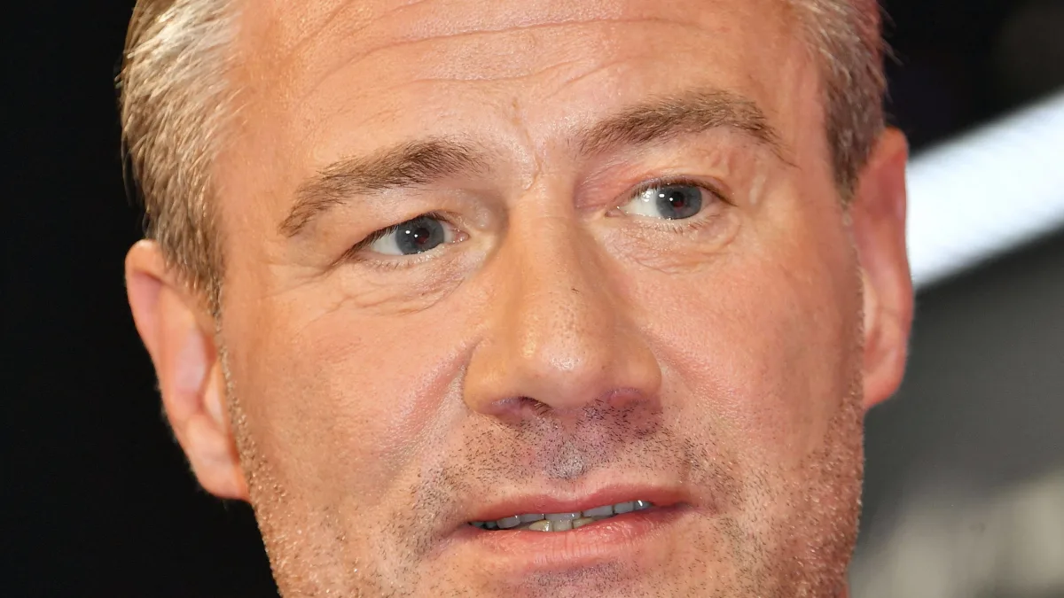 sasha sohn ausgelacht