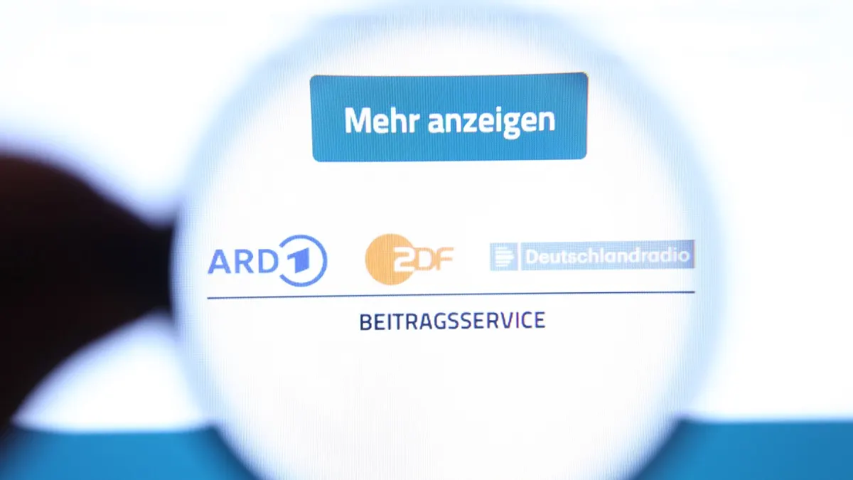 Ab April 2026 können rund 9.000 Studierende und weitere Berechtigte den Rundfunkbeitrag sparen.