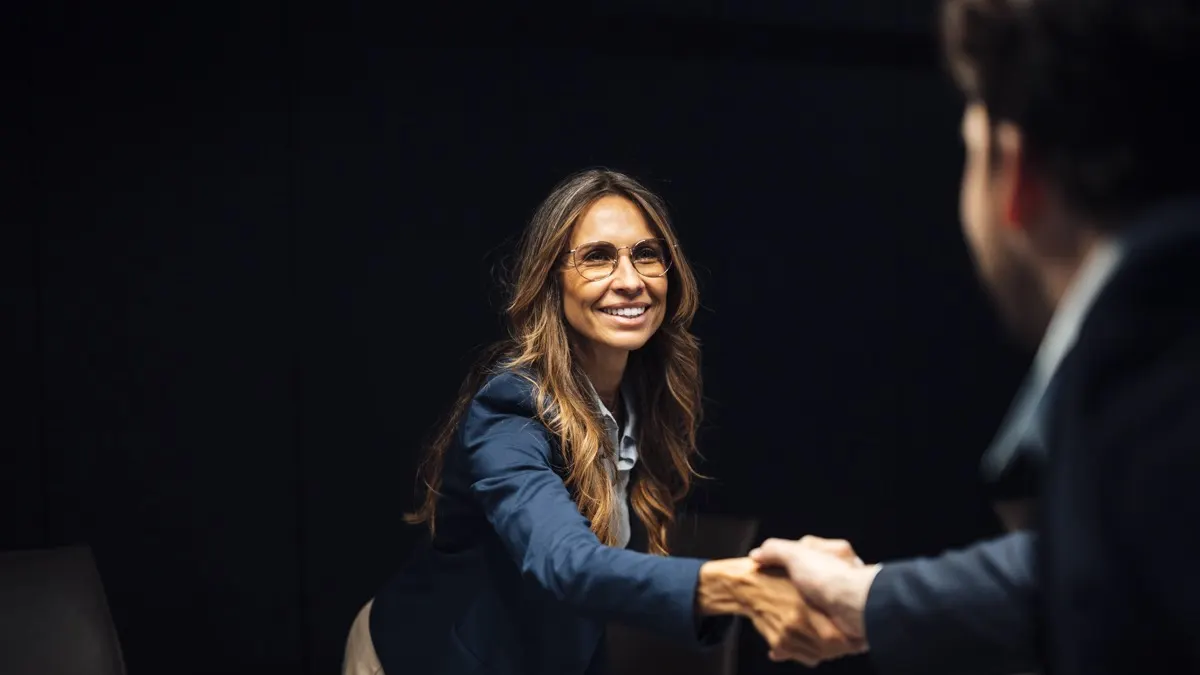 Nach fünf Jahren im Job ist oft mehr Gehalt drin.
