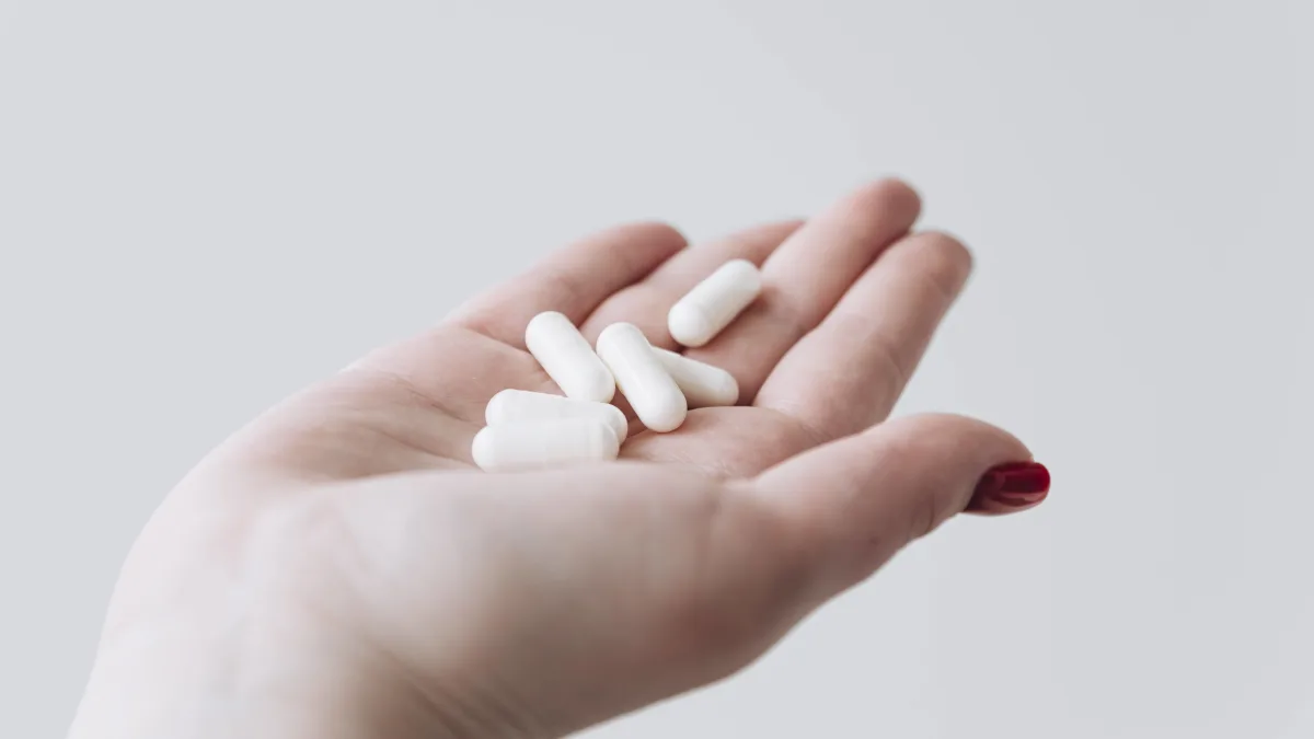 medizin pillen tabletten kapseln nahrungsergänzungsmittel