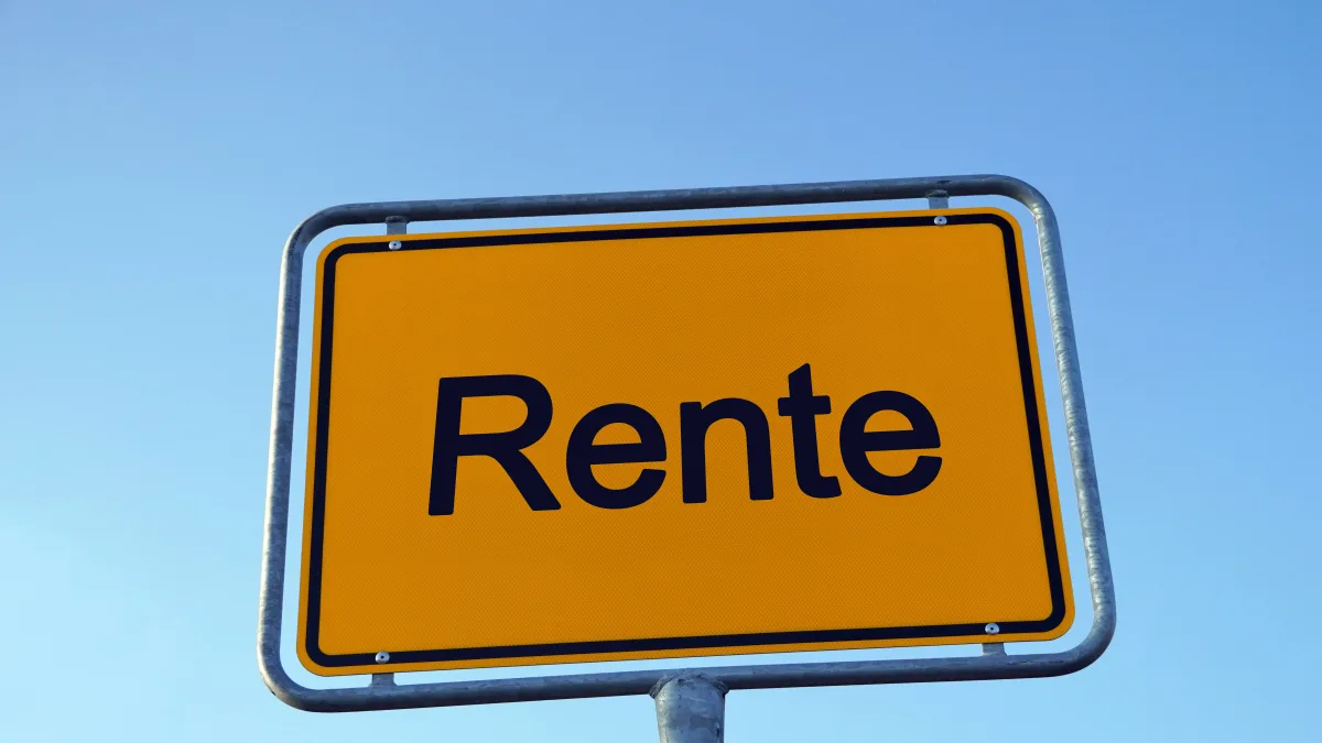 Im März 2026 sinken für viele Ruheständler die Auszahlungen.