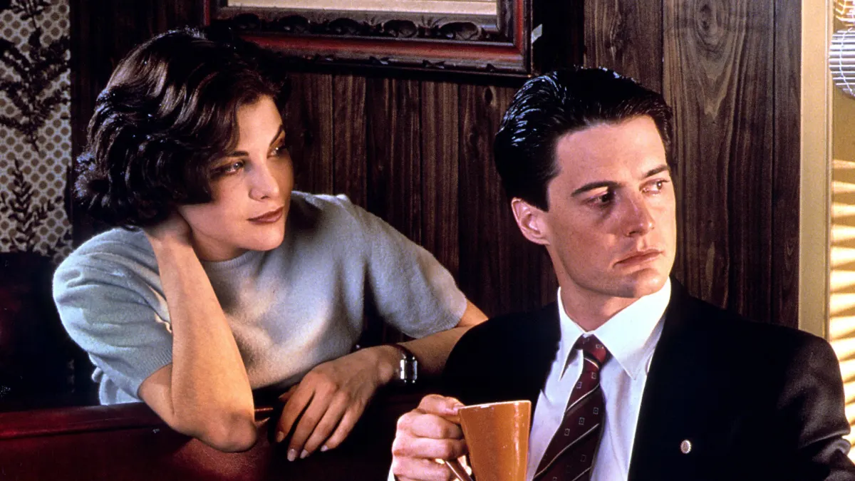 "Twin Peaks"