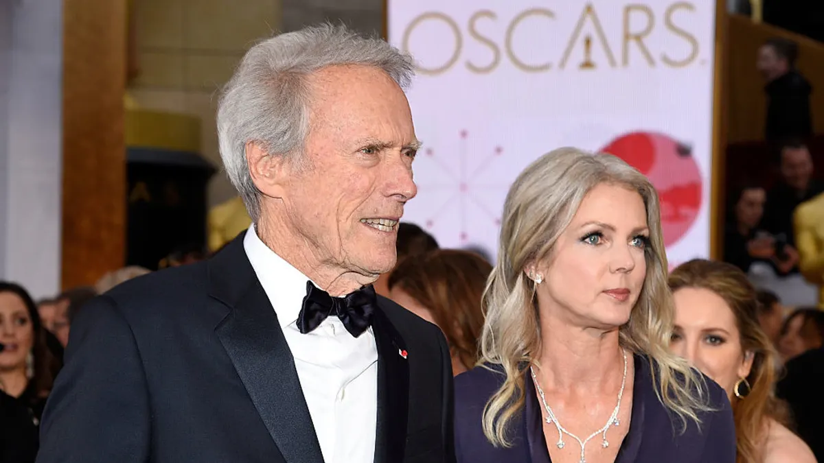 Clint Eastwood und Christina Sandera