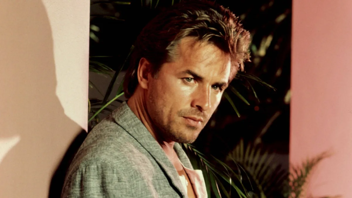 MIAMI VICE, Don Johnson, 1984-1989 Courtesy Everett Collection ACHTUNG AUFNAHMEDATUM GESCHÄTZT PUBLICATIONxINxGERxSUIxAUTxONLY Copyright: xCourtesyxEverettxCollectionx T4DMIVI EC003