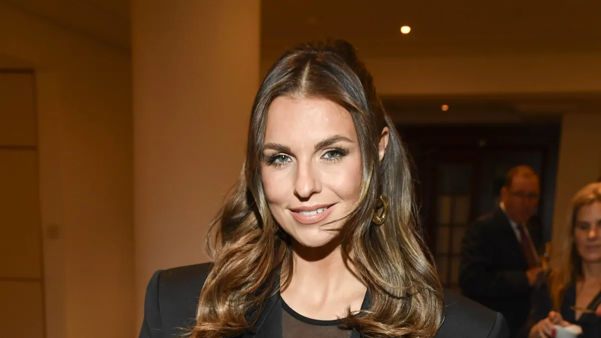 Laura Wontorra zu Gast beim 1. Charity Dinner zugunsten der Arbeit von VITA e.V.Assistenzhunde