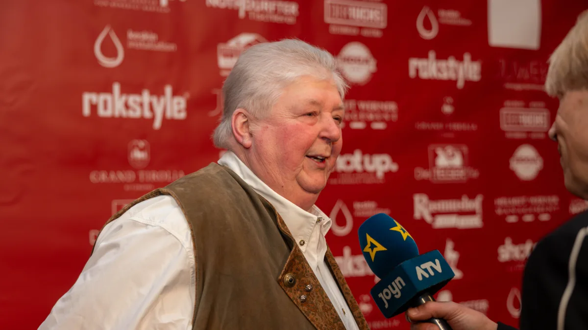 Wolfgang Schwalm von den Wildecker Herzbuben hat mit gesundheitlichen Problemen zu kämpfen.