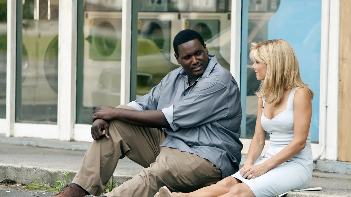 Quinton Aaron und Sandra Bullock im Film "Blind Side – Die große Chance"