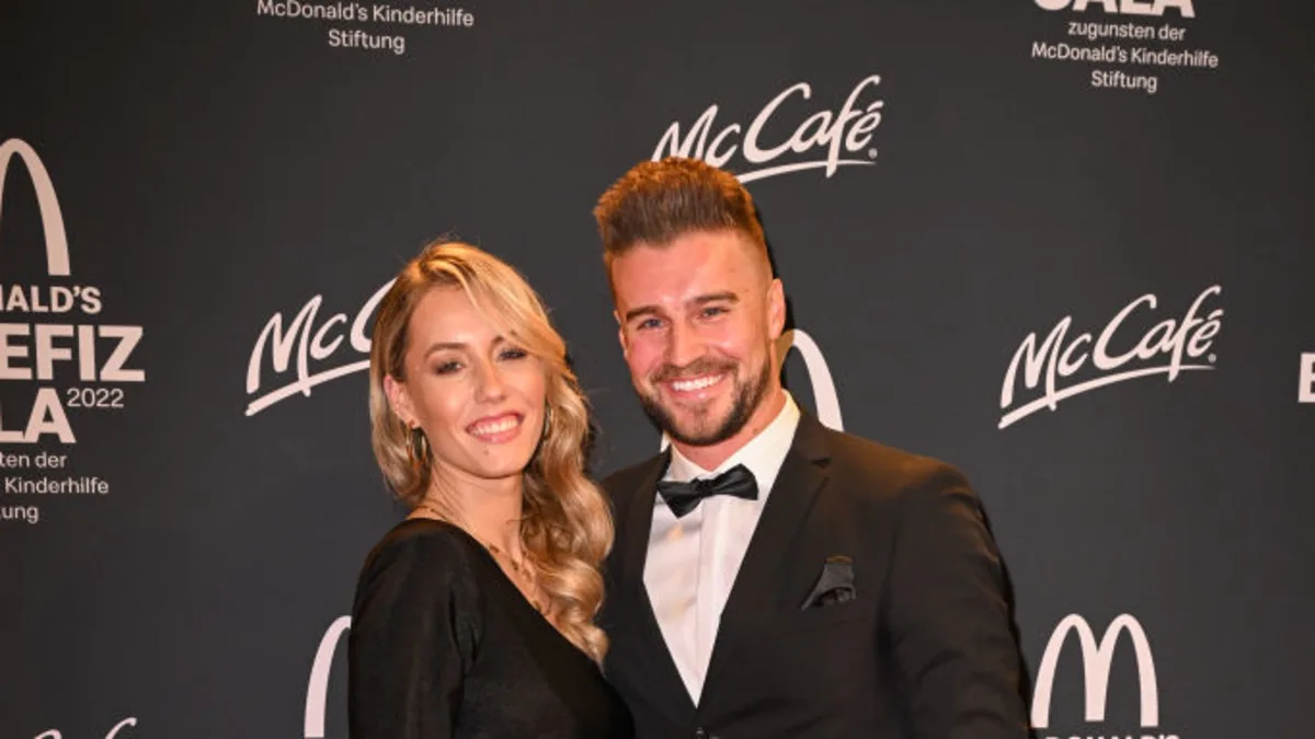 Laura Papendick und Alexander Hindersmann sind ein Paar