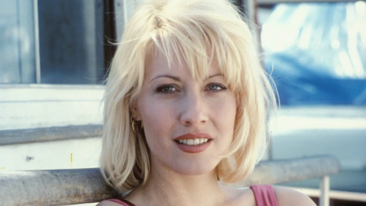 Linda Kozlowski