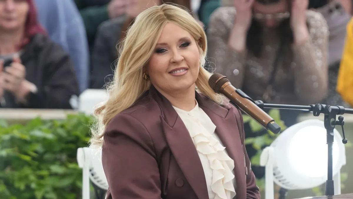 maite kelly zdf fernsehgarten auftritt klavier playback sängerin