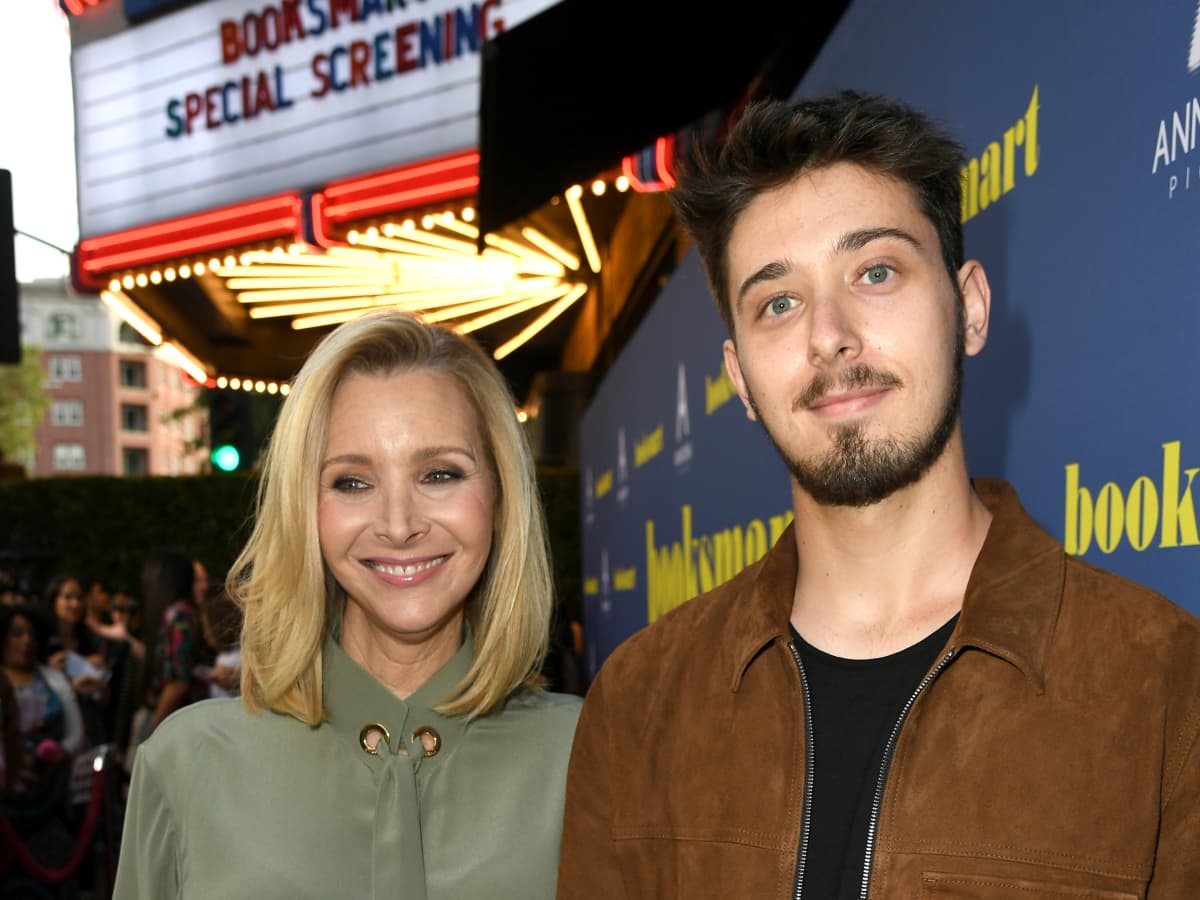 Das Ist Lisa Kudrows Sohn Julian Murray