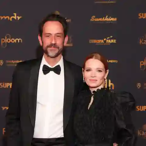 Christopher Doll und Karoline Herfurth roter teppich heiß hot