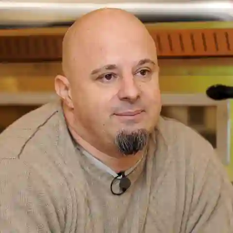 Detlef Steves