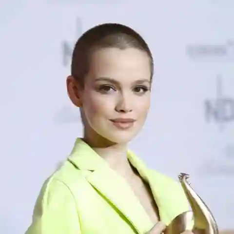 Emilia Schüle