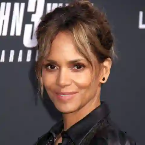 Halle Berry James Bond
