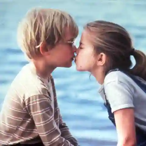 Anna Chlumsky und Macaulay Culkin in "My Girl" 1991