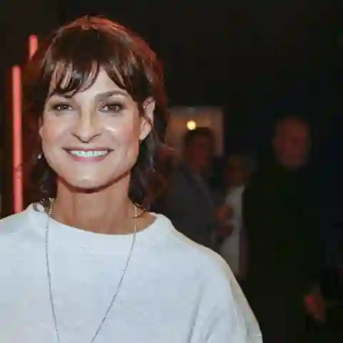 marlene lufen sat 1 frühstücksfernsehen transparent rock unterwäsche