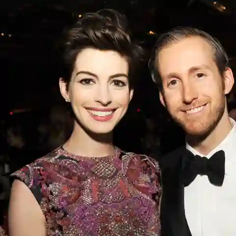 Anne Hathaway und Adam Shulman