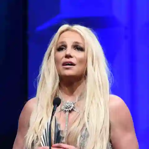 Britney Spears wirft den Paparazzi vor, ihre Bilder zu bearbeiten und sie dicker zu machen