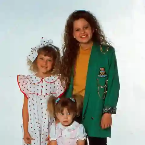 Candace Cameron Bure, Mary Kate Olsen und Jodie Sweetin spielten die drei jungen Töchter in „Full House“ 1988