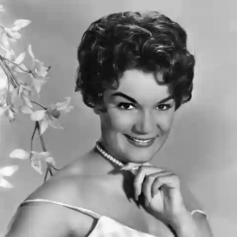 Connie Francis Singer 01 May 1963 PUBLICATIONxINxGERxSUIxAUTxONLY Copyright: MaryxEvansxAFxArchive 12044805 editorial us