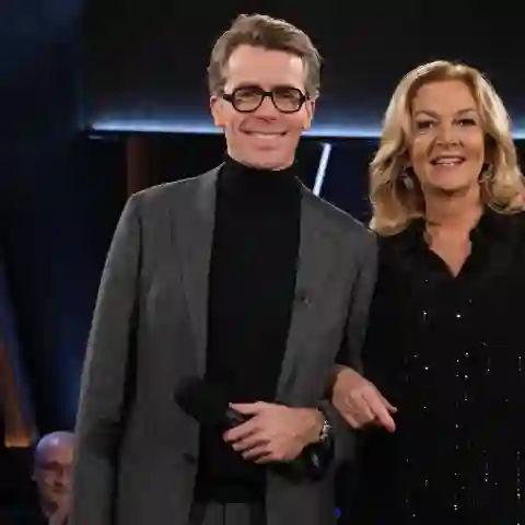 Johannes Wimmer und Bettina Tietjen in der „NDR Talk Show“ am 16. Dezember 2022