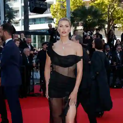 Lena Gercke im Transparent-Kleid in Cannes 2024