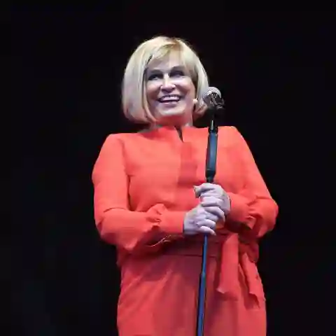 Mary Roos