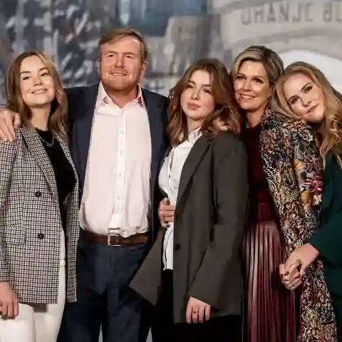 König Willem-Alexander und Königin Máxima mit ihren Töchtern Ariane, Alexia und Amalia