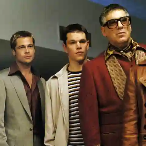 George Clooney, Brad Pitt, Matt Damon, Elliott Gould, Don Cheadle oceans's eleven