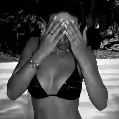 Shania Geiss im XS-Bikini