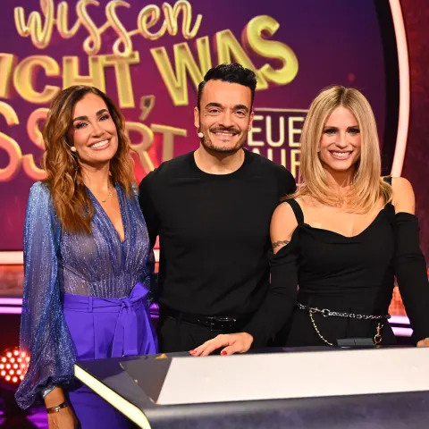 Jana Ina und Giovanni Zarrella mit Michelle Hunziker (re.) bei „Denn sie wissen nicht, was passiert"