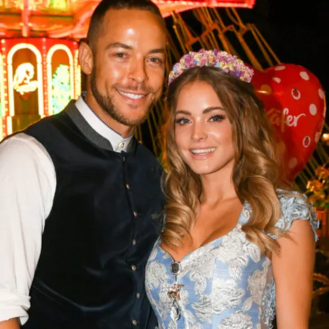 Andrej Mangold mit Freundin Annika auf dem Oktoberfest 2022