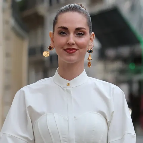 chiara ferragni heiß freizügig körpermitte bauchfrei look