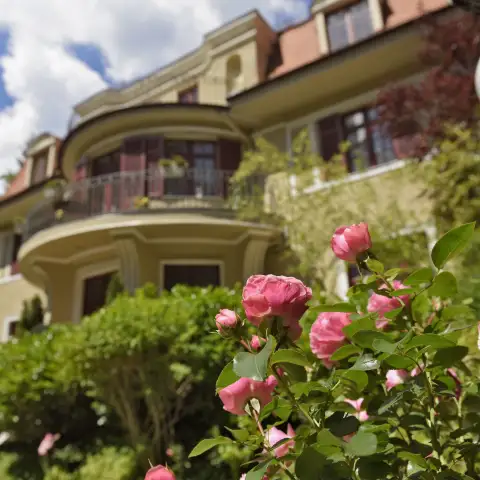 fürstenhof sturm der liebe set Villa mann